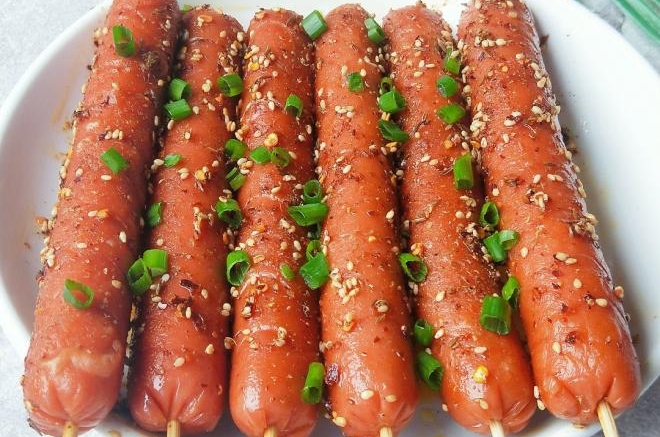 香炸火腿肠，好吃到爆炸~