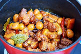 转大火收汁即可