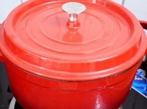 大火烧开转小火炖煮40分钟