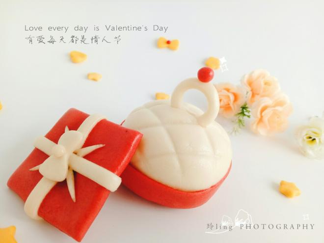 红宝石戒指礼盒馒头