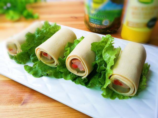 芥末酸黄瓜百叶卷