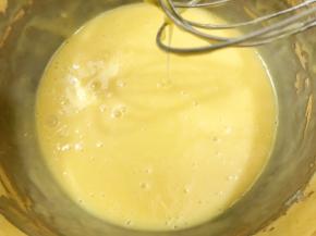 搅拌均匀无面粉颗粒