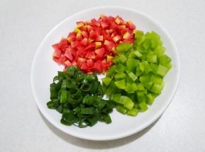 配菜切好