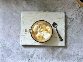 一杯美味的棉花糖咖啡奶昔就0k了。