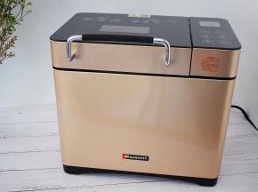 盖上面包机盖子，就不用管了，面包机会自己启动的，然后坐等面包机完成就可以了