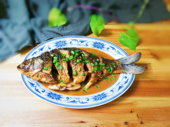 生抽鲫鱼