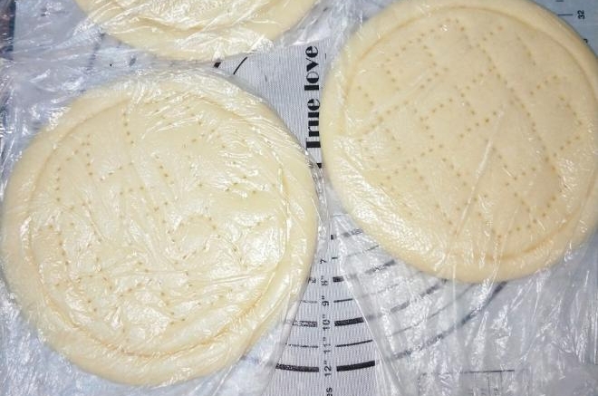 手工披萨饼底及保存