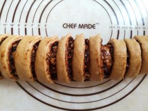 面团平均切成16份，不需要切太大