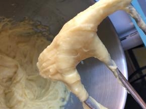 直至搅和这种状态，蛋液酌情增减