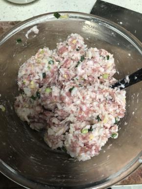 搅拌均匀，一定要把米饭搅散