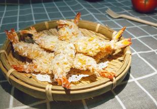 蘸番茄酱，一口咔咔的脆。