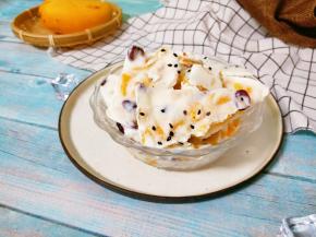 水果酸奶薄脆，没有技术含量却能做出高逼格的点心