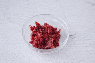 蔓越莓切碎备用