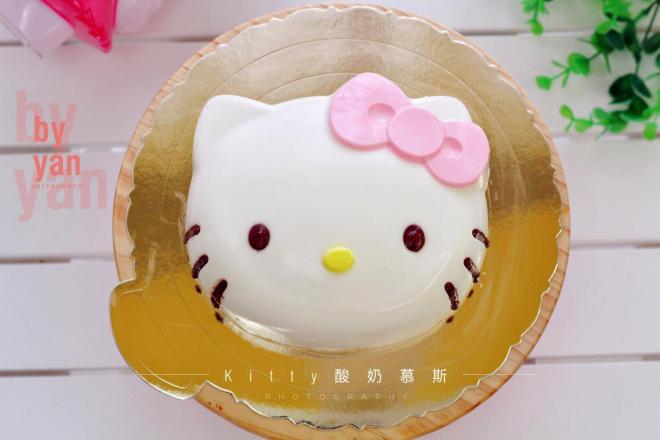 Hello Kitty酸奶奶酪慕斯蛋糕