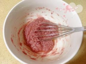 画一字搅拌至无干粉状。