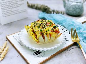 取出撒上葱花。