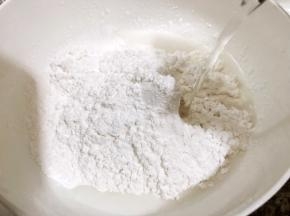 加入清水130克