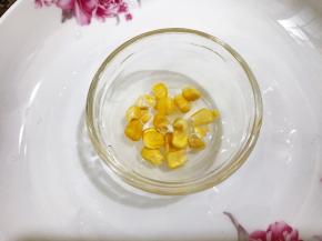 这是玉米的（我用了冻干玉米粒，用新鲜的话要煮熟才能用）