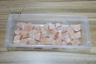 切成2厘米左右的小方块