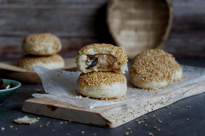 八宝酱鲜肉酥饼
