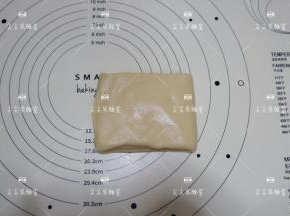 在将左右两侧像中心处二折过来