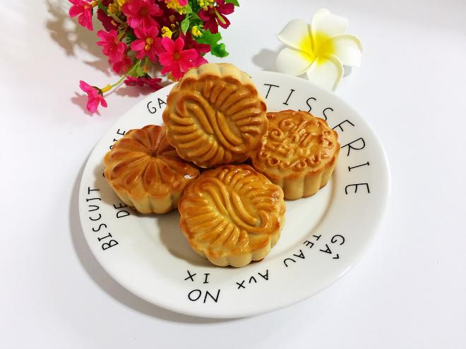 五香牛肉蓉馅月饼