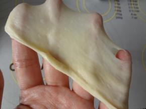 出现后膜后准备加入黄油