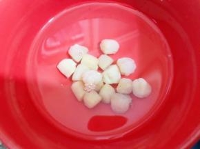 瑶柱冲洗干净