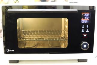 烤箱预热上火200度，下火170度