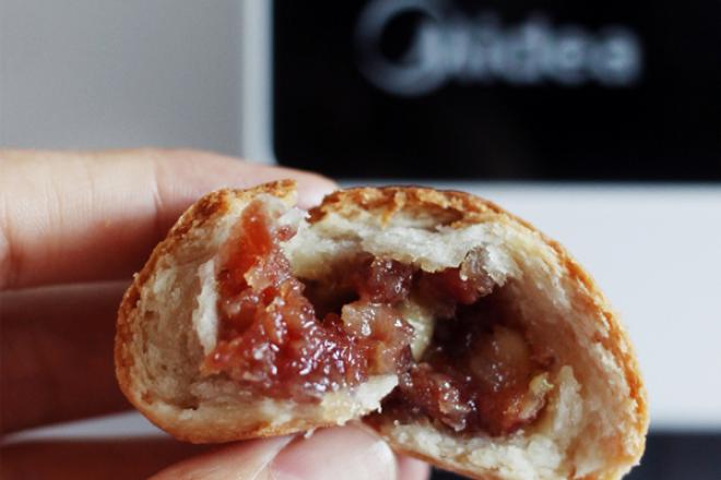 滇式松仁云腿月饼