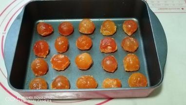 放入烤盘进烤箱烤5分钟