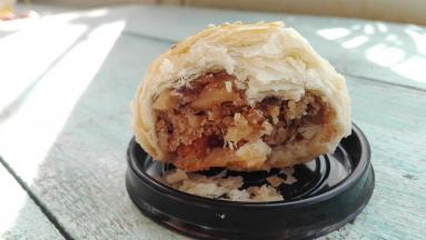 这是第三天咬开后的状态，入口依旧酥香。