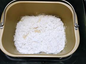 面包机启动揉面程序40分钟