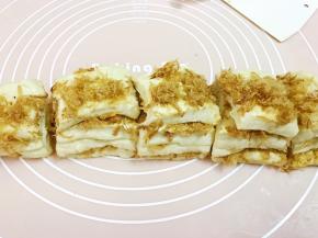 把4块叠起来，再竖切成5块