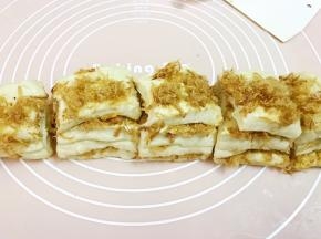 把4块叠起来，再竖切成5块