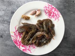 准备材料如图。