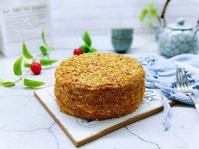 再撒上饼干碎，可以多撒一些哈！