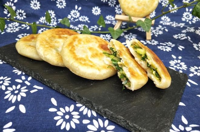 青菜鸡蛋馅饼