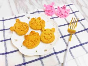 出炉，放晾架上晾凉