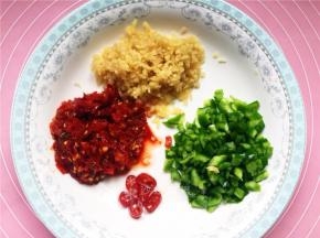 将各种材料切好如图。