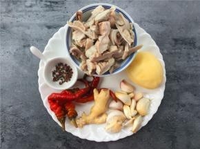 准备材料如图。