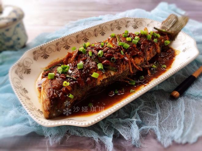 酱香烧鲈鱼