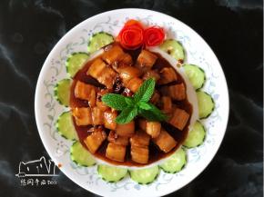 上盘，香喷喷的红烧肉出炉了