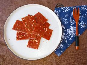 这次选用猪柳肉，肉质比较嫩，一点也不柴。喜欢口感爽口一点的可以加入一部分肥猪肉，瘦肥的比例9:1最好