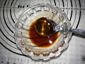 所有的调味料混合均匀