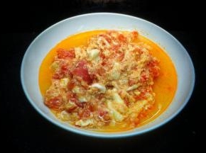 我喜欢水多点半饭，如不喜欢水太多可翻炒多几下