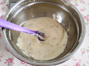 10.	要轻将其翻拌均匀，