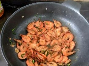 再次翻炒均匀即可。