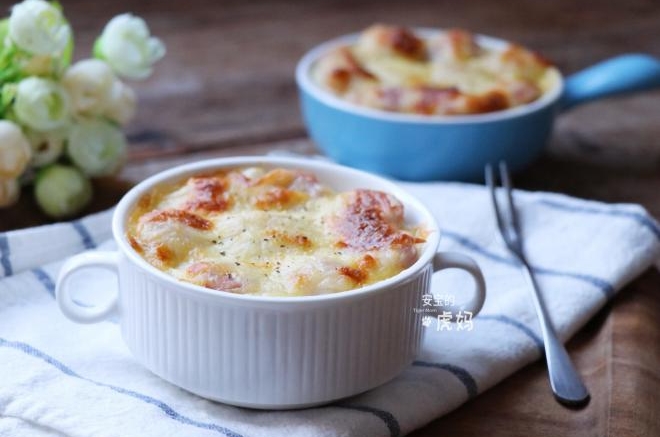 金枪鱼肠焗土豆泥