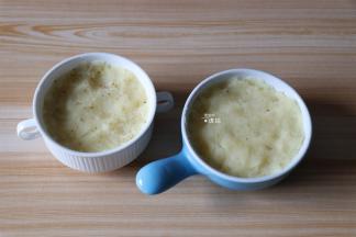 搅拌均匀整形好；